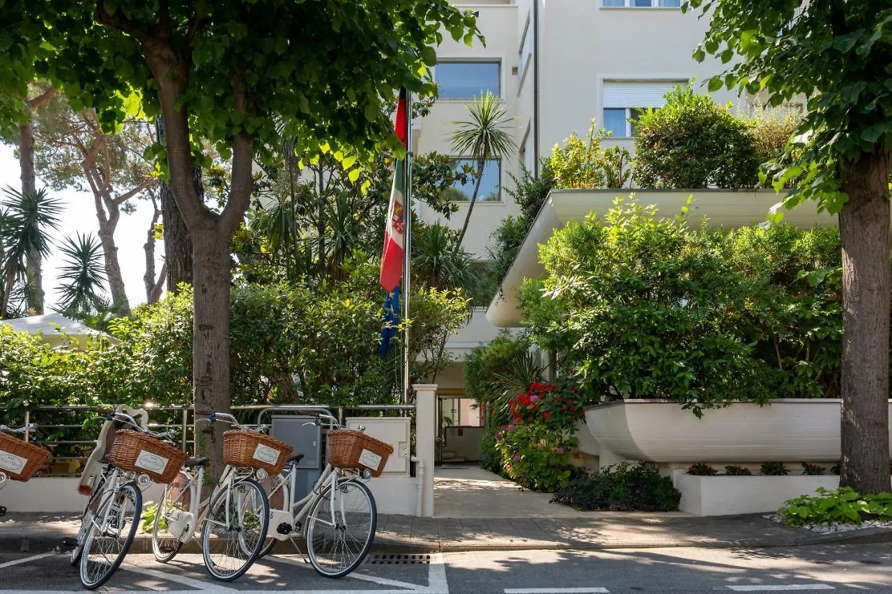 ***  Hotel Sylvia Lido di Camaiore Italy