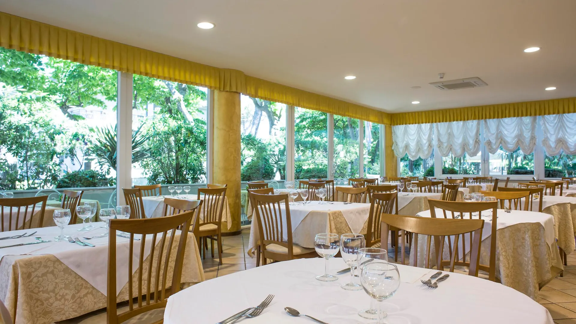 Hotel Sylvia Lido di Camaiore
