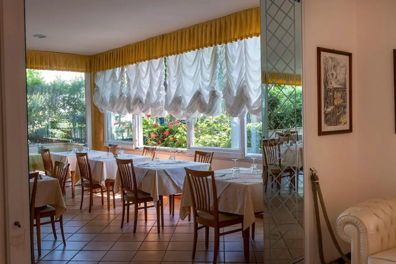 Hotel Sylvia Lido di Camaiore 3*,  Italia