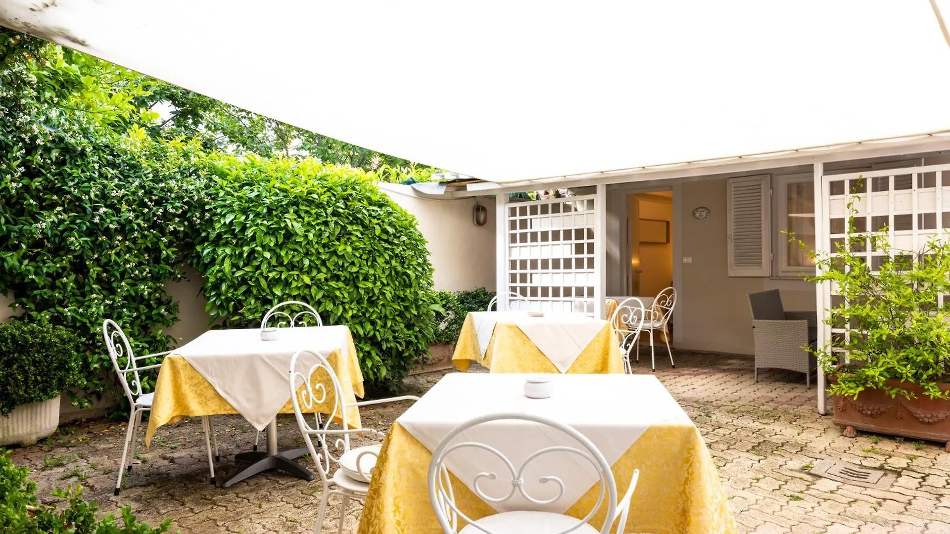 Hotel Sylvia Lido di Camaiore Italia