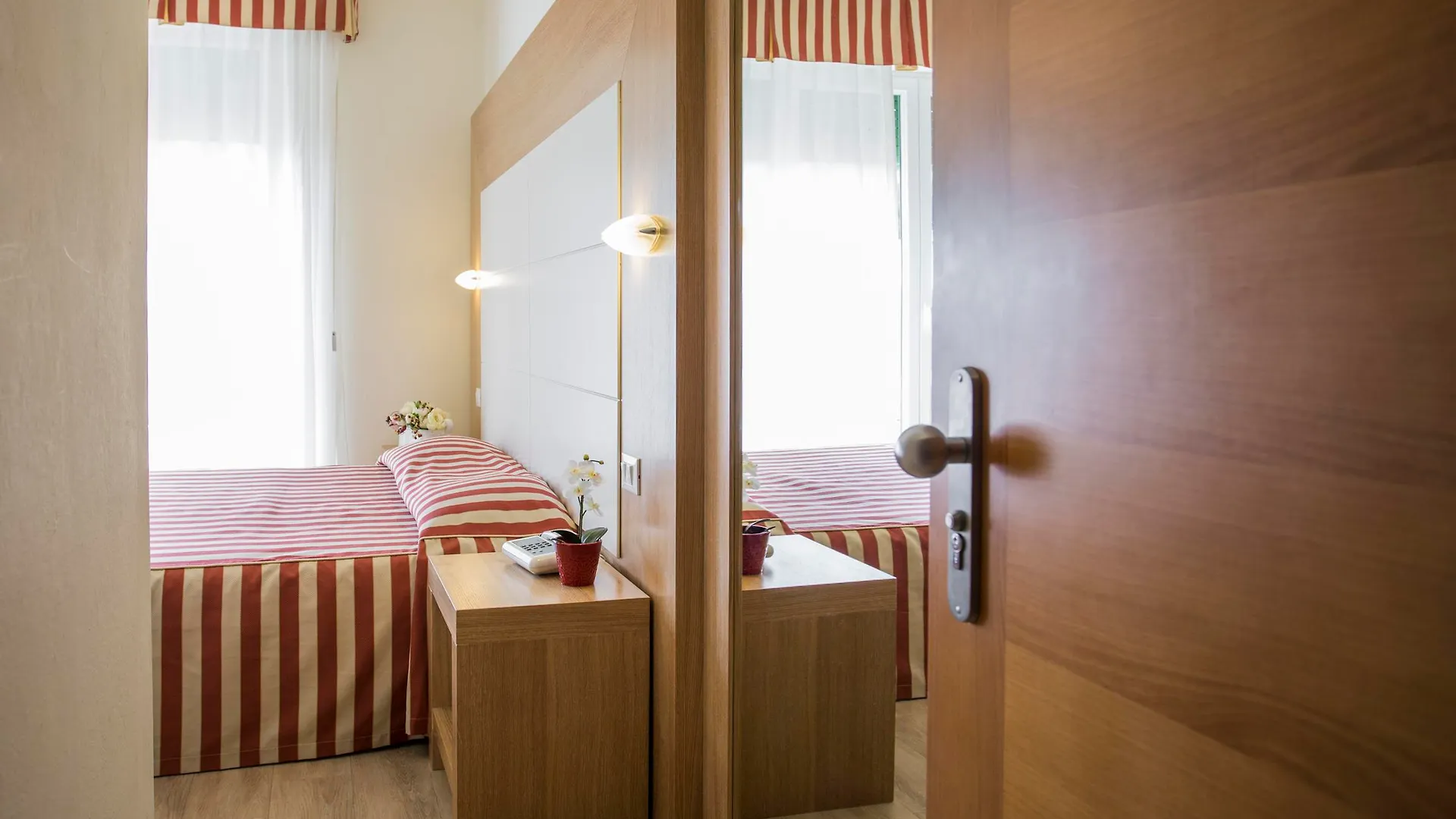 ***  Hotel Sylvia Lido di Camaiore Italy