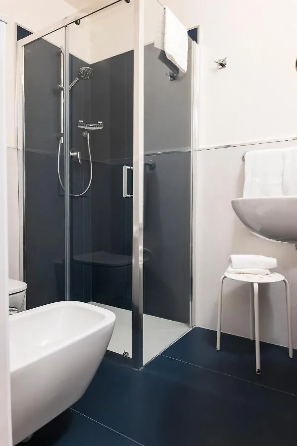 Hotel Sylvia Lido di Camaiore 3*,
